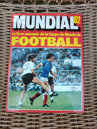 Livre football mundial - livre, 82