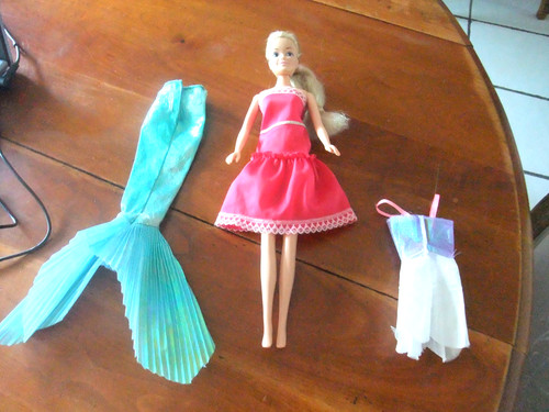 Barbie belle poupee - ,