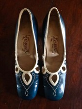 chaussures  femme marque Carel annés 70 vintage