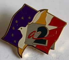 Pin's a2 antenne 2 - Drapeau européen et français	W8