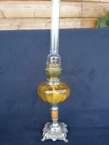 Lampe petrole