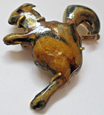 Ancienne broche en émaux