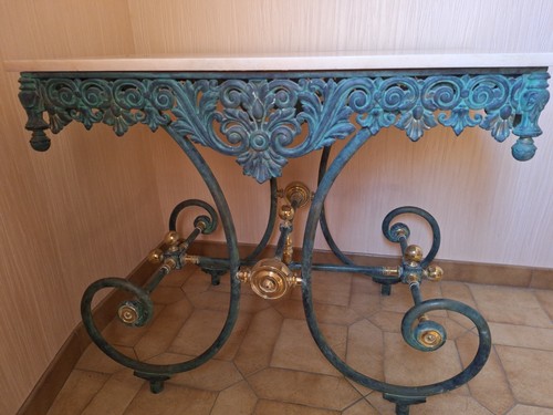 Superbe table ancienne - , de