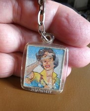 Ancien porte clé Visiomatic Pin-Up Sexy Pastis Berger, Années 60.