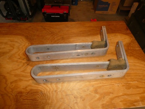 Correct craft seat brackets - craft,