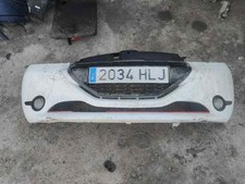 enjoliveur pare-choc avant