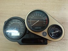 UN COMPTEUR TABLEAU DE BORD