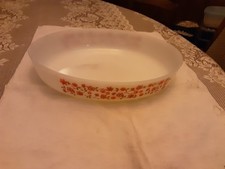 PLAT A GRATIN ARCOPAL ANNEES 70 FLEURS ORANGES