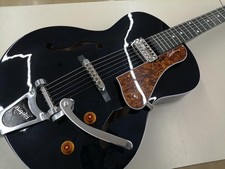 Guitare électrique GODIN 5TH