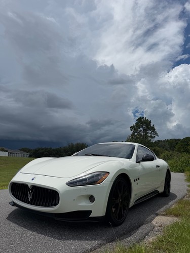 2011 maserati gran turismo - 2011,