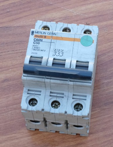 Merlin gerin 24220 multi - gerin,