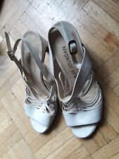 CHARLES JOURDAN SANDALES BLANCHES  CUIR T 37 TALONS DROITS TBE TALON 8 CM