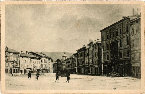 Cpa gorizia piazza - piazza, grande