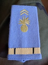 fourreau militaire École