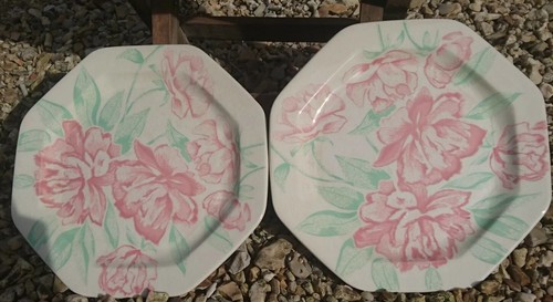 Assiettes fleurs rose - assiettes,