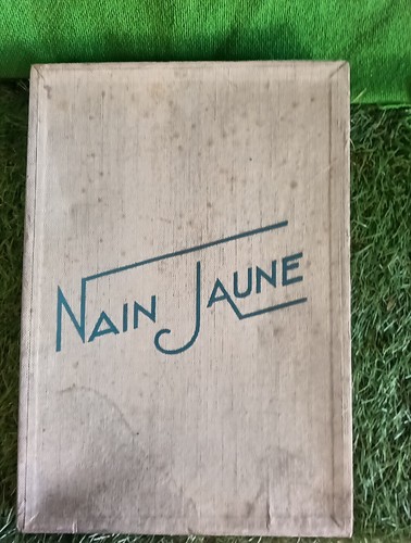 Jeu ancien nain - jeu, jaune