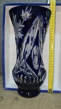 vase cristal bleu taillé main