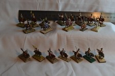 LOT DE 20 CAVALIERS A CHEVAL