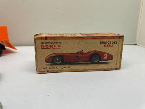 Ancienne boite norev plastique - ancienne,