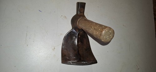 Petite herminette de - petite,