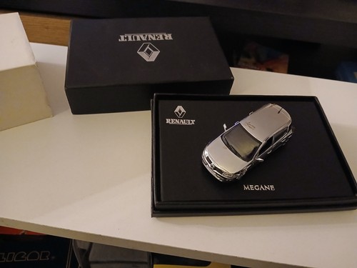 Coffret renault megane - renault, 2