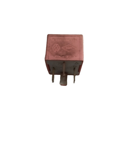 Relais marron 12v - 12v, renault