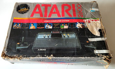 Console Atari 2600 En Boite + 2 Télécommandes + Space Invaders HS + Catalogue