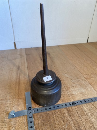Old tool outil - ,