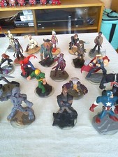 LOT 22 FIGURINES DISNEY INFINITY ( MARVEL + STAR WARS+ PIRATES DES CARAÏBES ) 