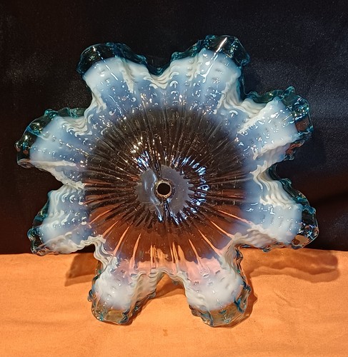 Ancienne tulipe verre opaline - tulipe,
