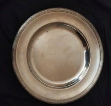Plat rond en métal argenté