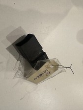 UN RELAIS RELAI MOTO HONDA 125