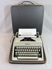 Machine à écrire Olympia SM9 Nettoyér Révisée, + Ruban Neuf