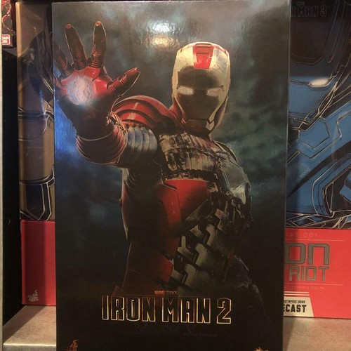 Hot toys iron man mark - iron,