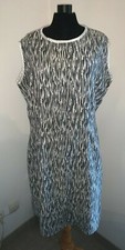 Robe rétro vintage , fait