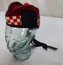 Glengarry Bordeaux British Army Motif Écossais Robe Chapeau Fabriqué en Ecosse