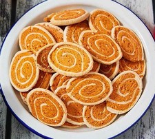 Biskut Telinga Rempah (Spiced