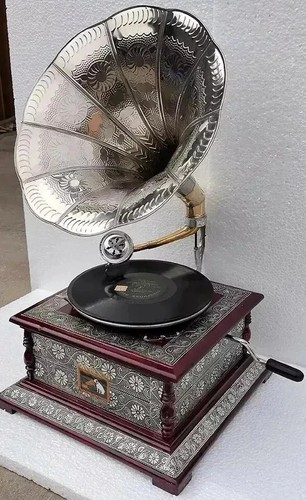 Ancien phonographe gramophone