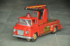 Camion De Pompier En Tôle