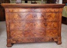 Commode époque Louis Philippe en noyer vers 1830