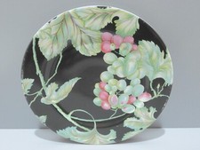 - PLAT ROND PORCELAINE LIMOGES PHILIPPE DESHOULIERES  VENDANGES Patrick FREY   D