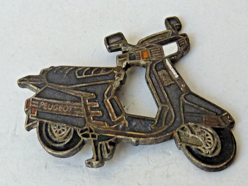 Pin pins badge - pins, moto