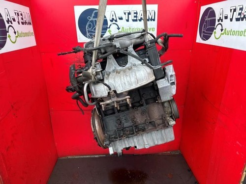 Moteur sans pièces - , (essence)