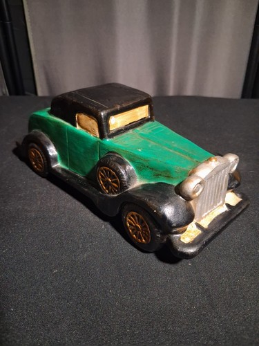 Ancienne tirelire voiture - , en