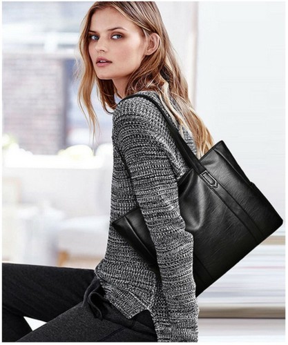 Sac main - main,