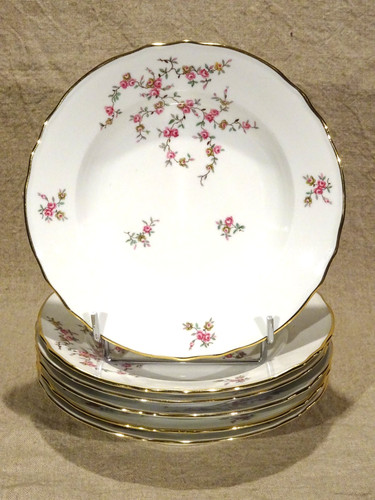 Assiettes creuses porcelaine - 6,