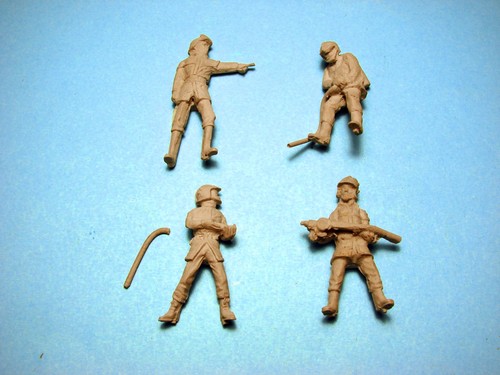 Figurines lot de - ,