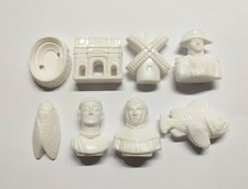 Série complète de fèves plastique LA PROVENCE Histoire NAPOLEON TITUS... *77.196