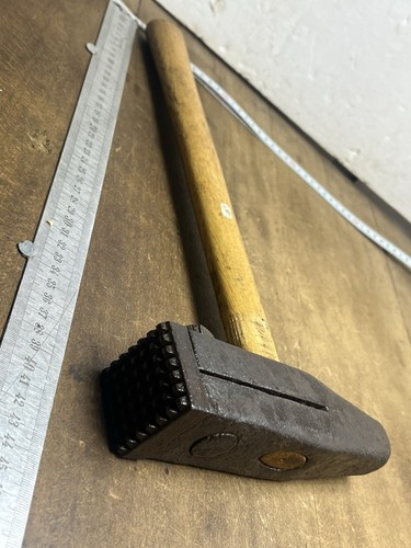 Outil ancien old tool - outil,