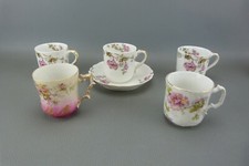 Lot de 5 anciennes tasses à